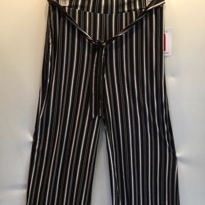 ☆ Cute Black And White Pants